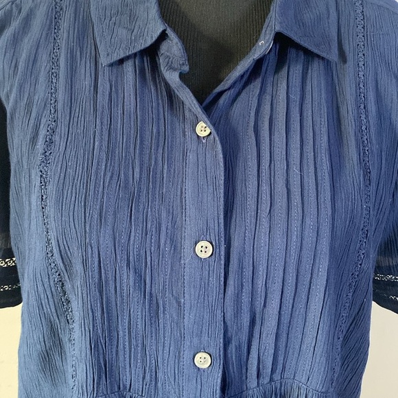 Style & Co Collared Pintuck Blue Short Sleeve Blouse Sz L NWT - Picture 2 of 9